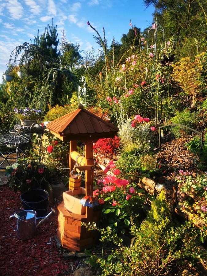 Ferienhaus Mit Riesen Garten, Drei Terrassen, Toller Aussicht Am Waldrand, Auch Als Monteur-Wohnung Hemer エクステリア 写真