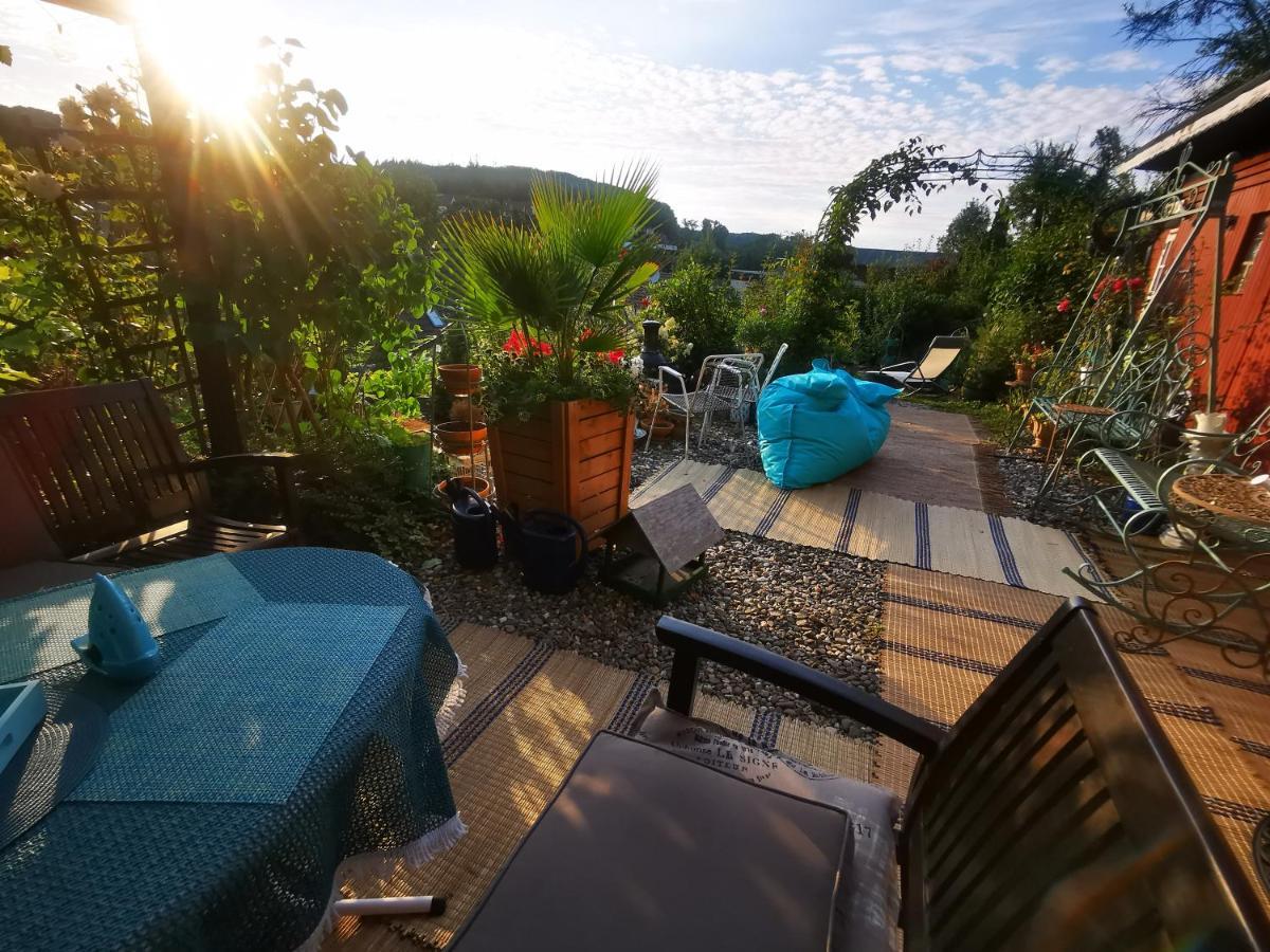 Ferienhaus Mit Riesen Garten, Drei Terrassen, Toller Aussicht Am Waldrand, Auch Als Monteur-Wohnung Hemer エクステリア 写真